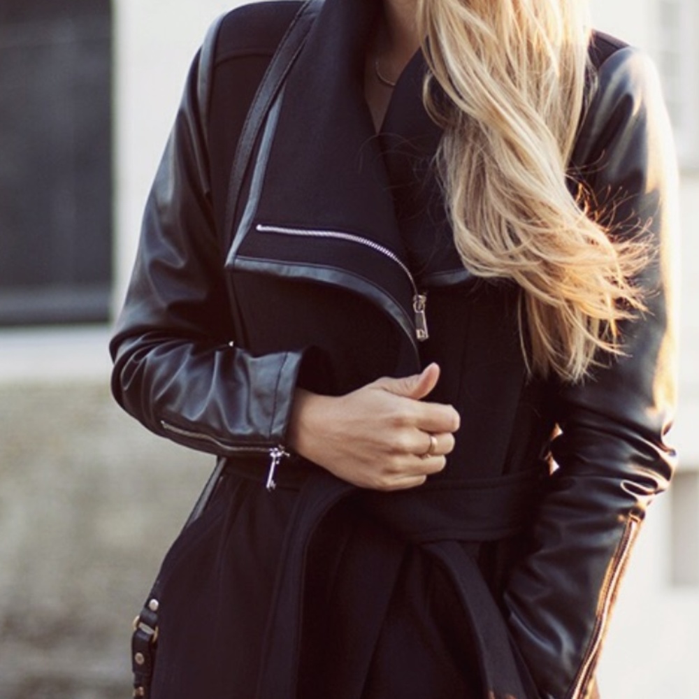 Dawn Levy Winnie Belted Wool Coat: Medium